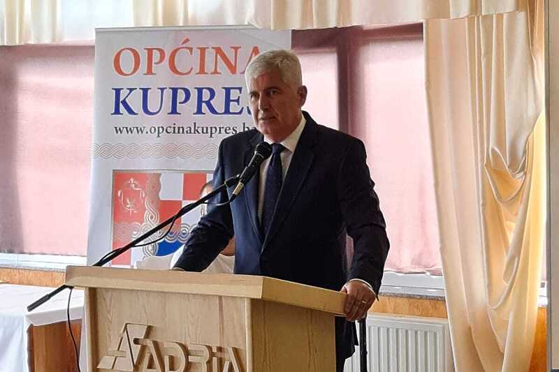 Dragan Čović tokom posjete Kupresu (Foto: HDZ)