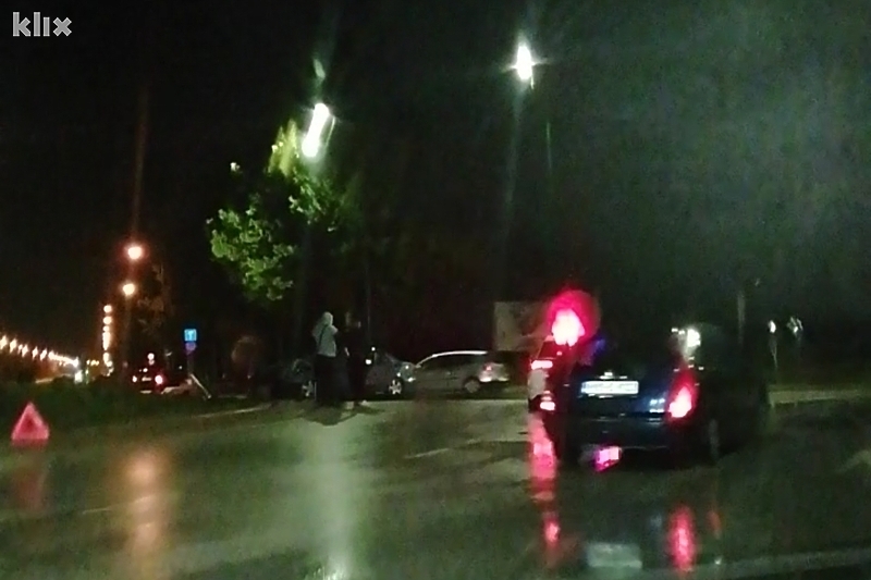 Saobraćajna nesreća u Sokolović Koloniji (Foto: Čitatelj)
