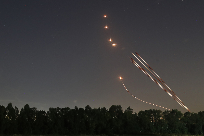 Iron Dome presreće rakete (Foto: EPA-EFE)