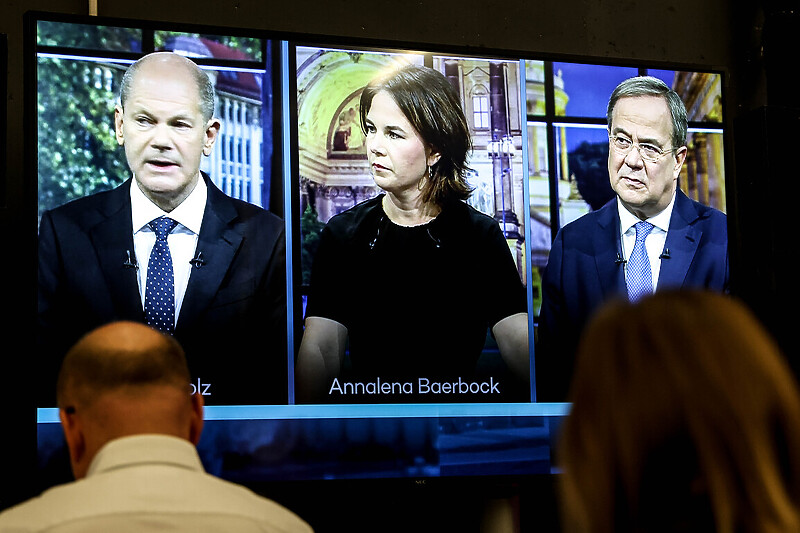 Olaf Scholz, Annalena Baerbock i Armin Laschet (Foto: EPA-EFE)