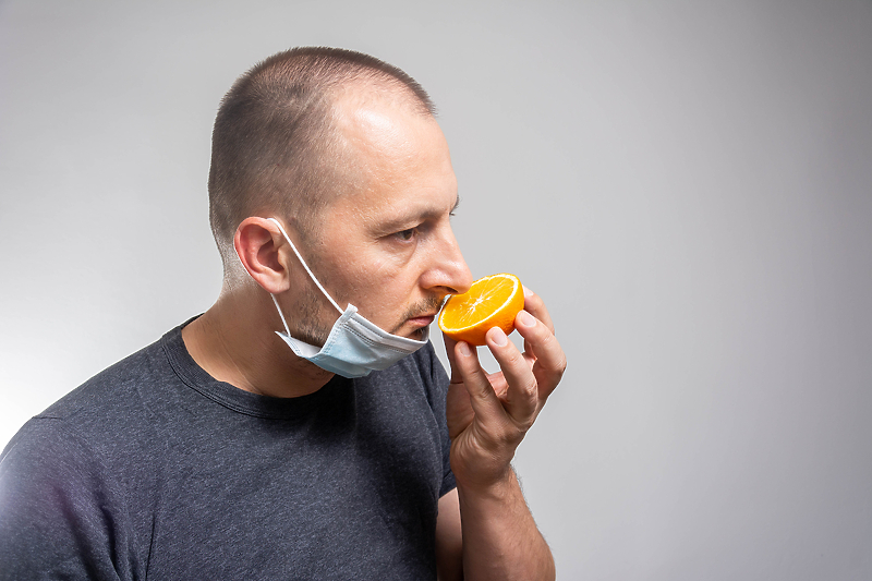 Gubitak mirisa uobičajen je simptom COVID-19 (Foto: Shutterstock)