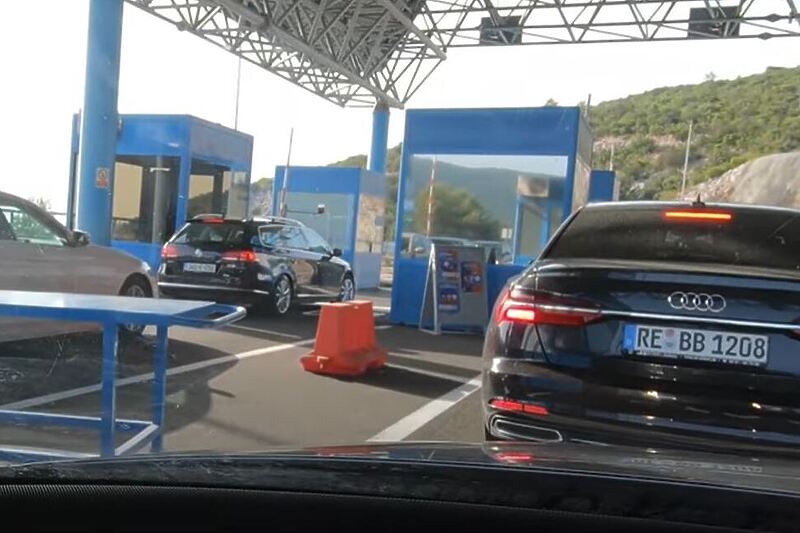 Na ulazu i izlazu iz BiH na granici su samo hrvatski policajci