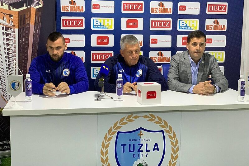 Krpić i Musemić na konferenciji za medije (Foto: FK Tuzla City)