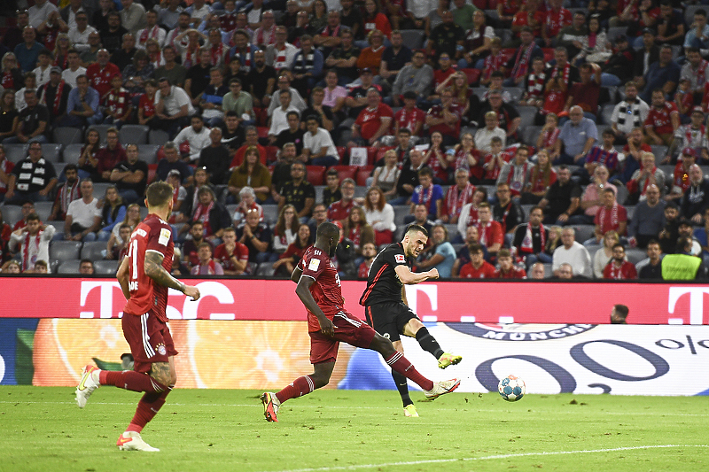 Bayern nakon preokreta šokantno poražen u Minhenu, Kostić junak Eintrachta
