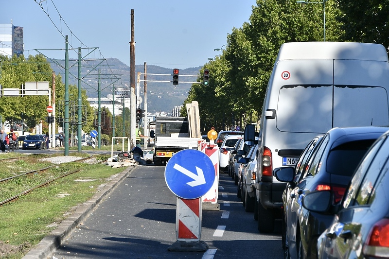 Pripremni radovi za rekonstrukciju tramvajske stanice uzrokuju gužve u Nedžarićima (Foto: I. Š./Klix.ba)