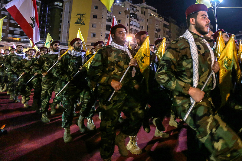 Članovi Hezbollaha tokom jedne od vojnih parada (Foto: EPA-EFE)