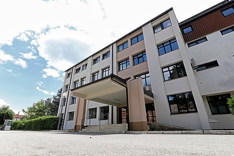 Kantonalna bolnica Livno