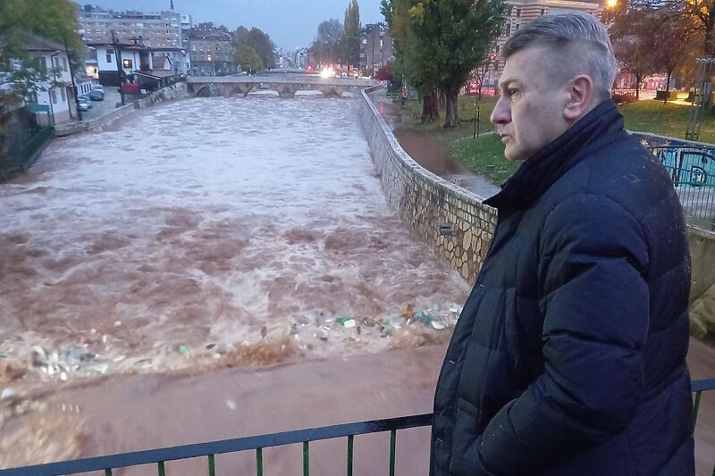 Ibrahim Hadžibajrić posjetio rizična područja (Foto: Općina Stari Grad)