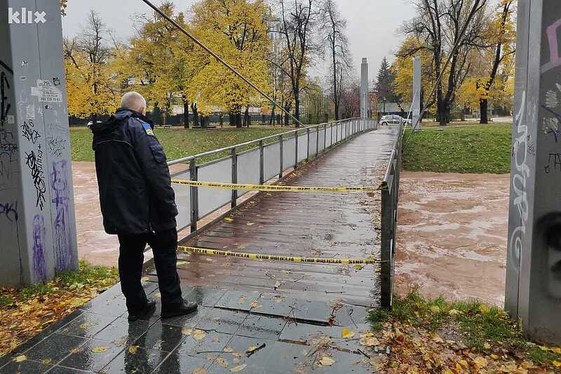 Most zatvoren za građane (Foto: N.K./Klix.ba)