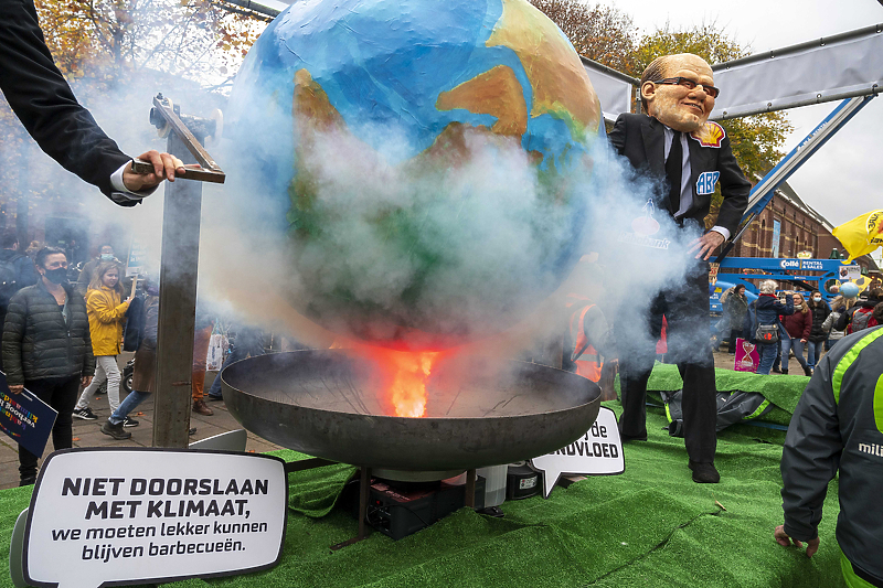 Aktivsti za zaštitu okoliša nezadovoljni zbog učešča lobista industrije fosilnih goriva (Foto: EPA-EFE)
