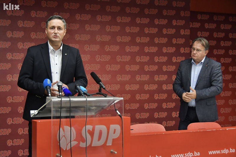 Vanredna sjednica SDP-a posvećena stanju u BiH (Foto: I. Š./Klix.ba)