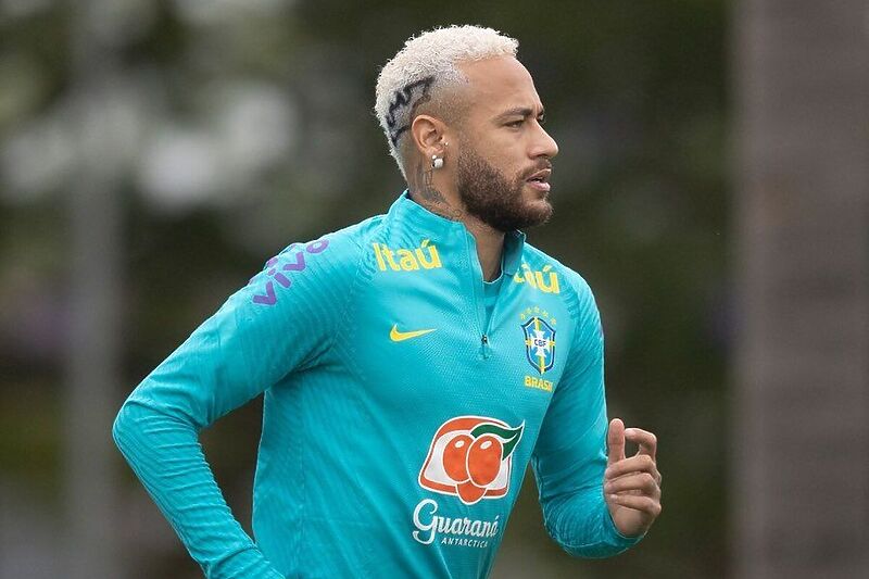 Neymar na treningu brazilske reprezentacije (Foto: Instagram)