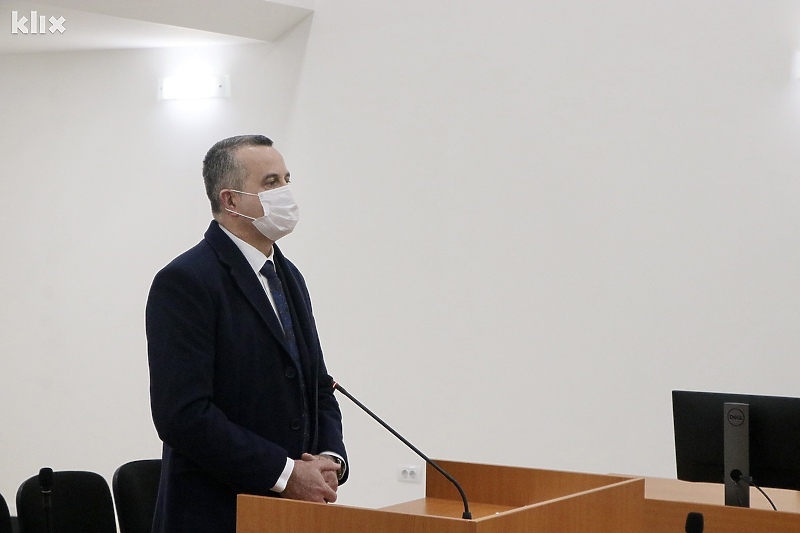 Sulejman Brkić tokom obraćanja u sudnici na prvom ročištu (Foto: A. K./Klix.ba)