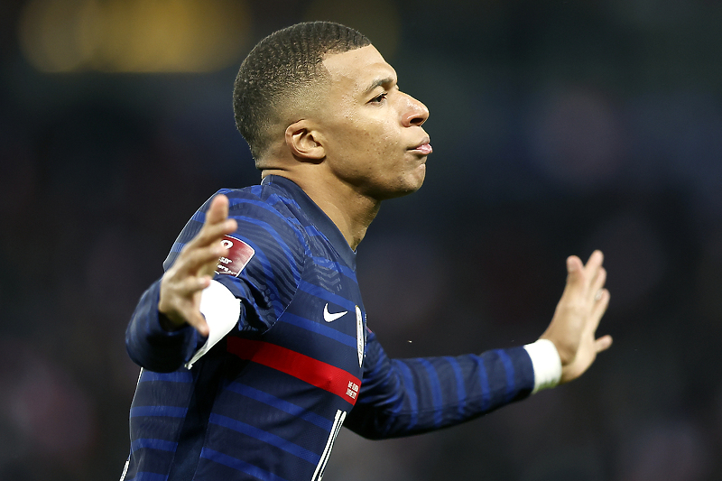 Mbappe je postigao hat-trick protiv Kazahstana (Foto: EPA-EFE)