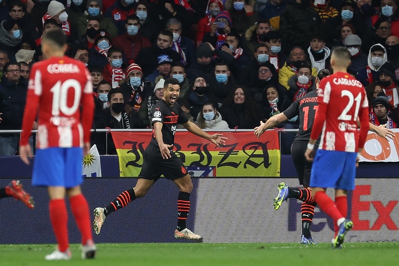 Messias u duelu protiv Atletico Madrida (Foto: EPA-EFE)