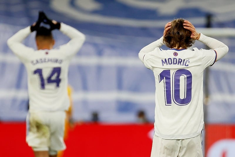 Modrić i Azpilicueta nisu dobili podršku (Foto: EPA-EFE)