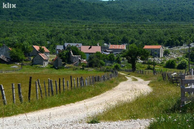 Selo Zijemlja