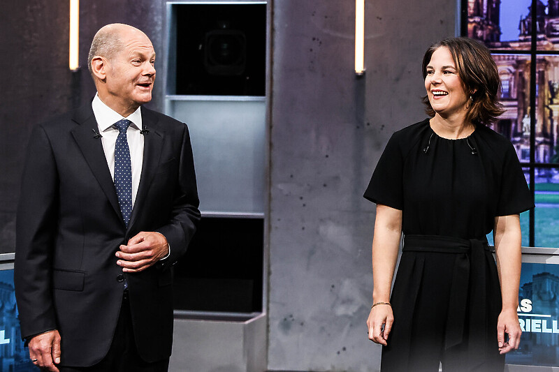 Olaf Scholz i Annalena Baerbock (Foto: EPA-EFE)