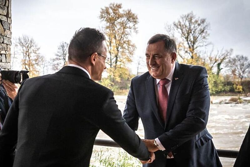 Szijjaarto i Dodik (Foto: Facebook)
