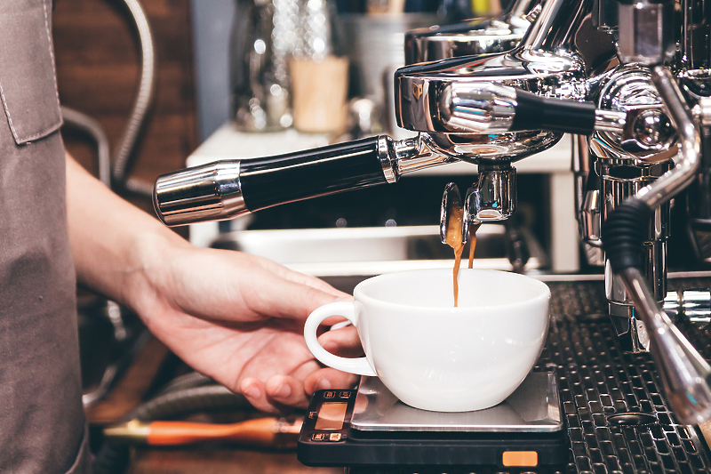 Cijena kafe porasla je posljednjih mjeseci i u prodavnicama/Foto: Shutterstock