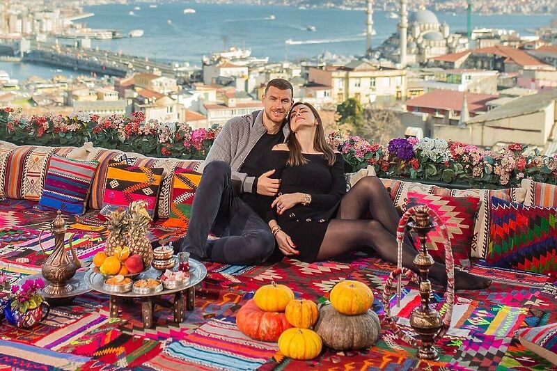 Edin i Amra Džeko tokom odmora u Istanbulu (Foto: Facebook)