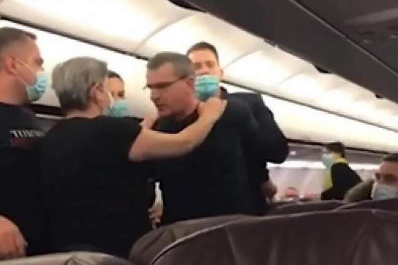 Imamović za vrijeme incidenta u avionu