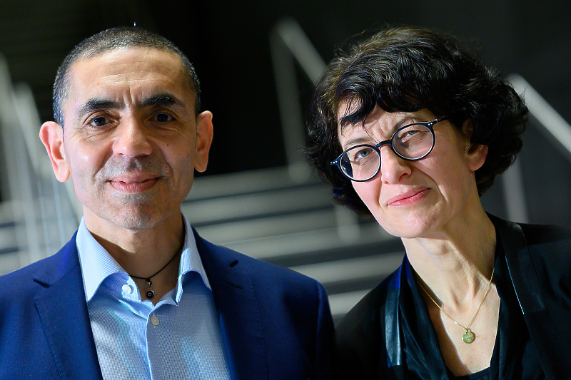 Ugur Sahin i Ozlem Tureci (Foto: EPA-EFE)