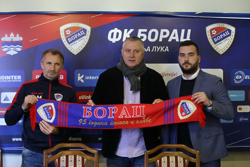 Ivković na predstavljanju (Foto: FK Borac)