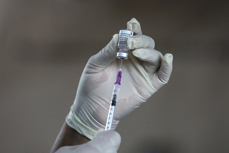 Pojedini očekuju da će vakcinacija protiv koronavirusa biti sezonska (Foto: EPA-EFE)