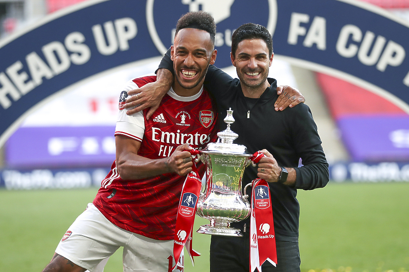 Mikel Arteta i Pierre-Emerick Aubameyang (Foto: EPA-EFE)