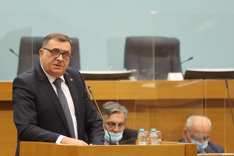 Milorad Dodik za govornicom NSRS-a (Foto: SRNA)