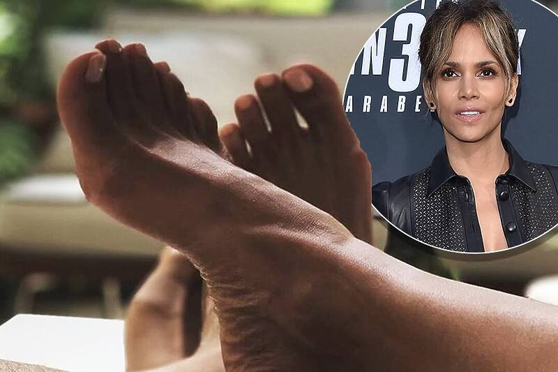 Halle Berry otkrila ima li šest prstiju na nozi