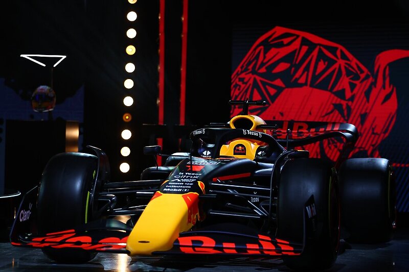 RB18