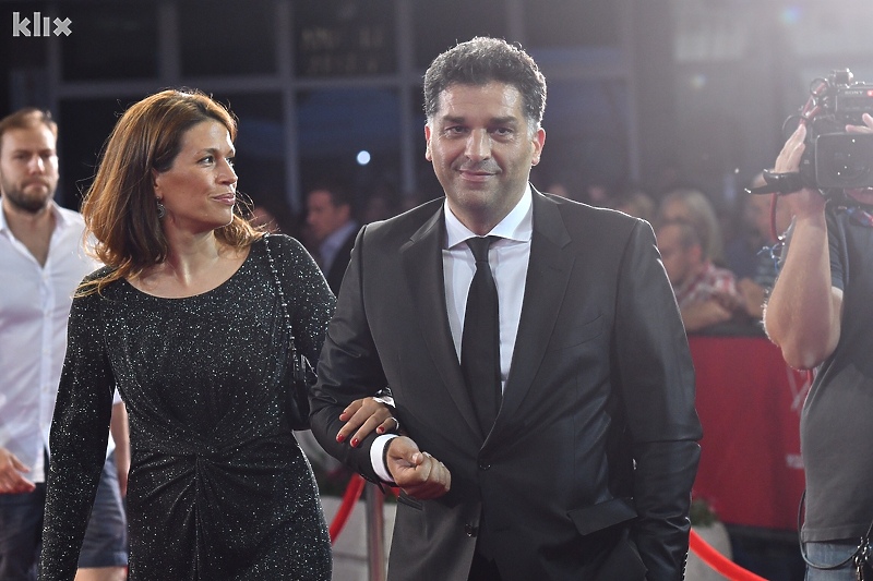 Danis Tanović sa suprugom Maelys de Rudder ima petero djece