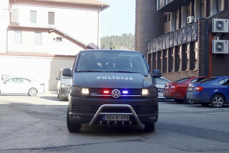 Vozilo tuzlanske policije (Foto: Arhiv/Klix.ba)