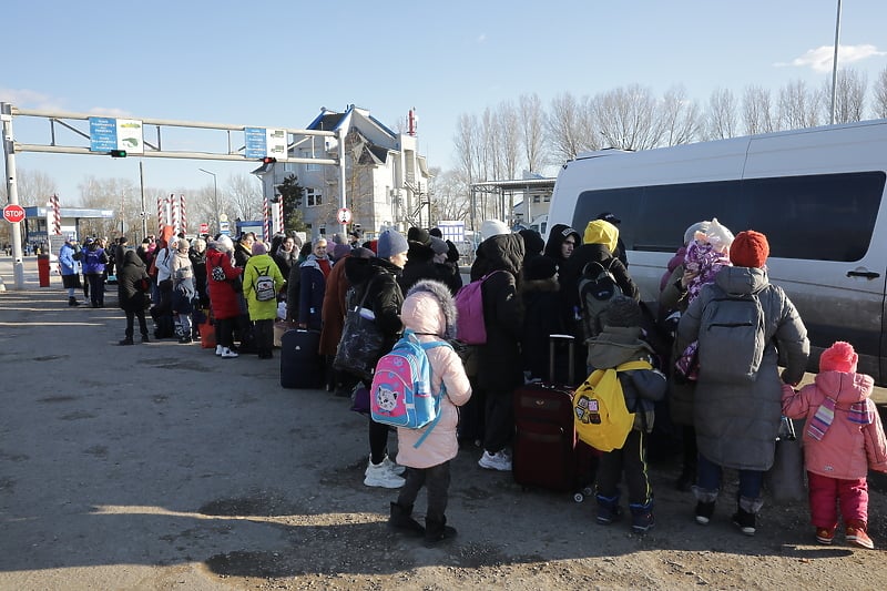 Ukrajinu napustilo dva miliona ljudi (Foto: EPA-EFE)