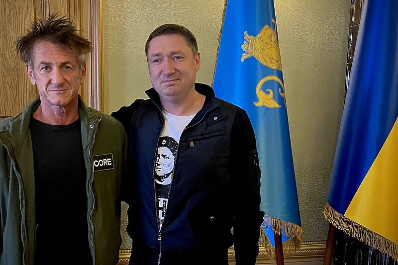 Sean Penn u društvu Maksima Kozitskog (Foto: Twitter)