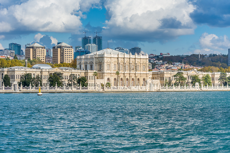 Dolmabahče palača u Istanbulu je mjesto današnjih pregovora (Foto: Shutterstock)