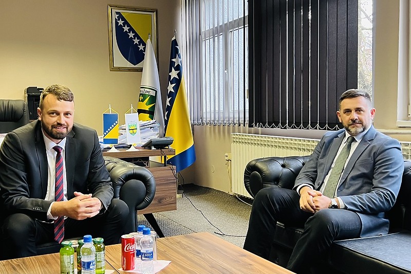 Edin Ramić i Ernest Imamović razgovarali o izgradnji socijalnih stanova ...