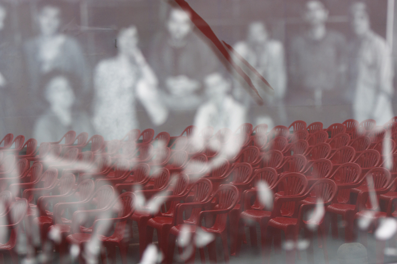 Fotografija nastala na događaju Sarajevska crvena linija kao počast 11.541 ubijenih građana Sarajeva