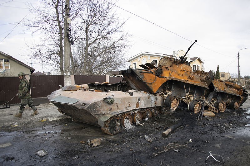 Uništena ruska vojna oprema u Buči (Foto: EPA-EFE)