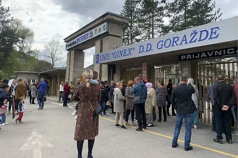 Prošlosedmični protesti ispred Ginexa (Foto: Klix.ba)