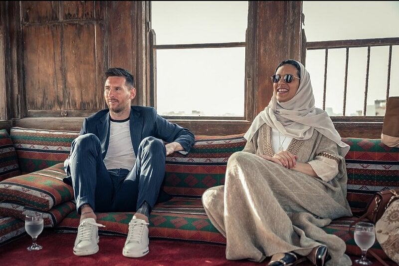 Lionel Messi i princeza Haifa bint Muhammad Al Saud (Foto: Twitter)