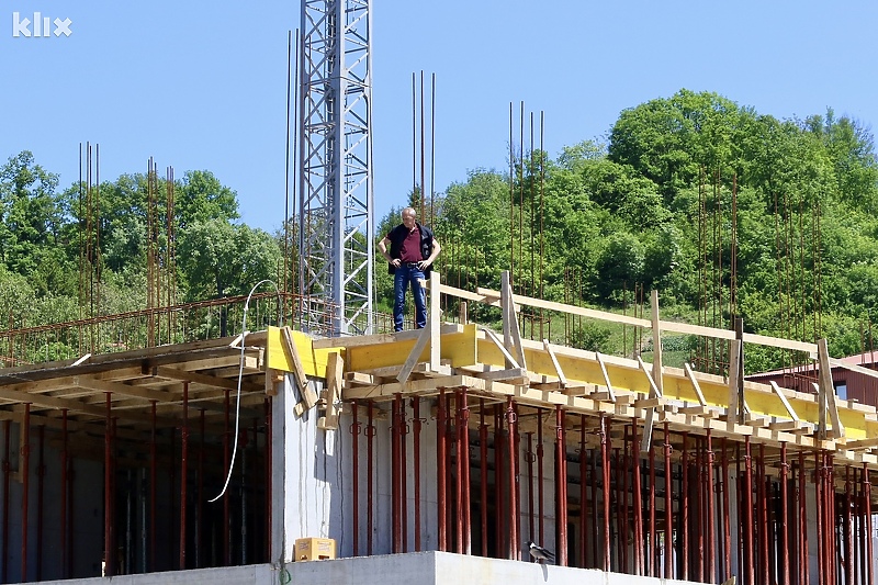 Radnici bez zaštitne opreme svakodnevna su slika sa gradilišta u BiH (Foto: A. K./Klix.ba)