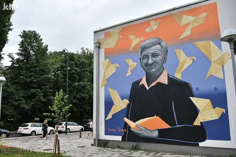 Mural posvećen čika Jovi nalazi se na Grbavici (Foto: I. Š./Klix.ba)