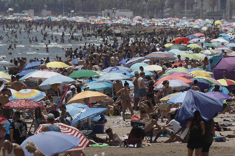 Plaža u Valensiji, 12. juni 2022. godine (Foto: EPA-EFE)