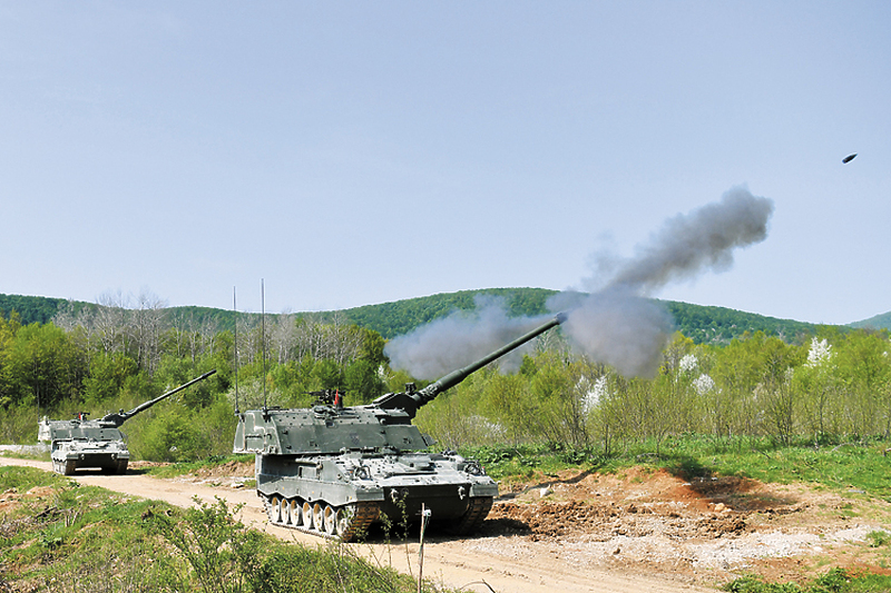 Panzerhaubitze 2000 (Foto:Twitter)