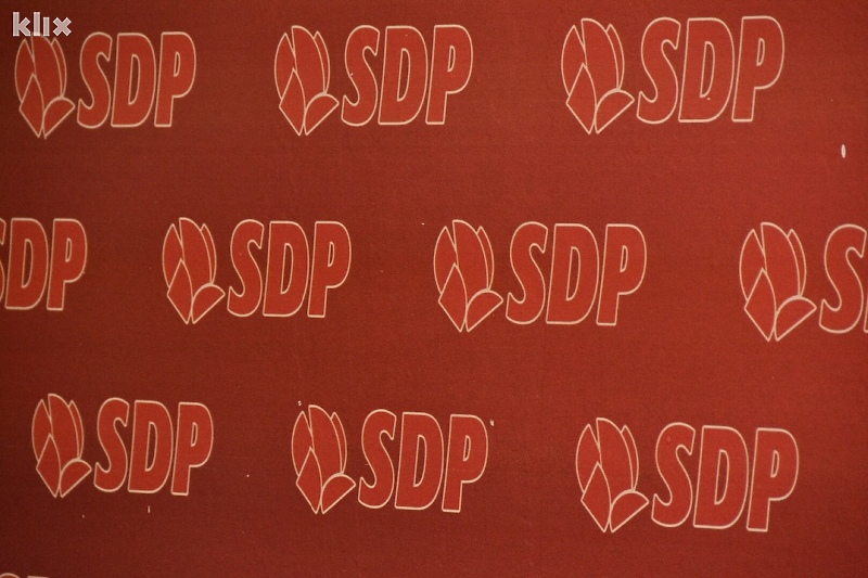 SDP osudio uništavanje Partizanskog groblja u Mostaru (Foto: M. O./Klix.ba)