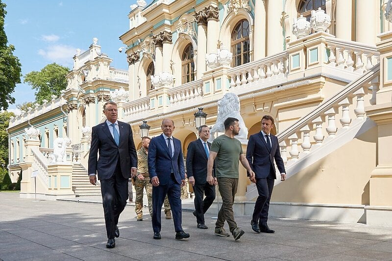 Zelenski sa liderima zemalja EU (Foto: Facebook)