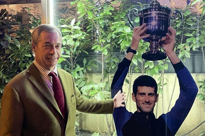 Farage je ljubitelj Đokovića (Foto: Twitter)